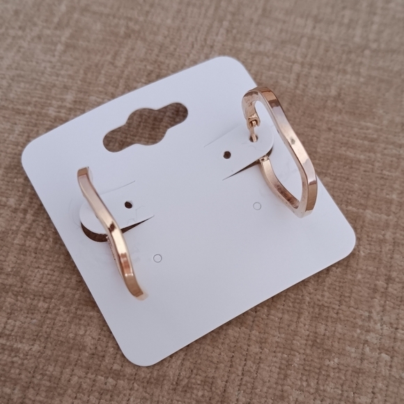 Gold Covered Wavy 925 Silver Hoop Earrings - Picture 5 of 8